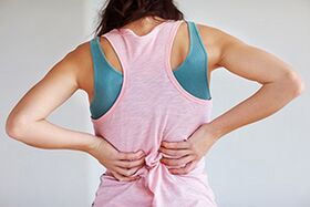 Krūšu osteohondrozes pazīmes un simptomi